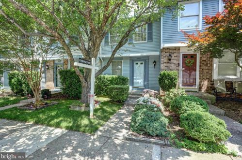 1605 Purple Sage Dr, Herndon, VA 20194-5602