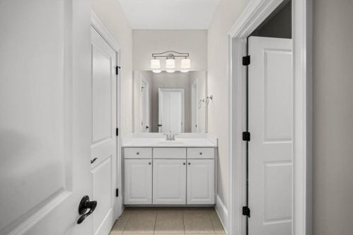 3496 Brookleigh Ln, Atlanta GA  30319-2218 exterior