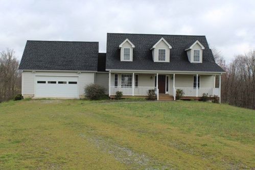 127 Simpson Rd, Prospect, VA 23960-8154