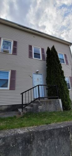 189 Logee St, Woonsocket, RI 02895-5867