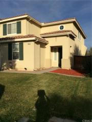 1076 Queen Annes Ln, Beaumont, CA 92223-7816