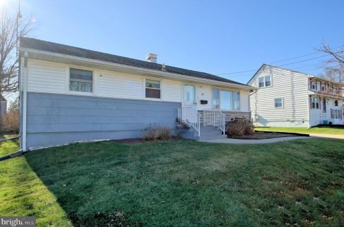 27 Jamaica Way, Trenton, NJ 08610-1332