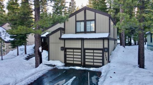 1208 Gold Bnd, Truckee, CA 96161-4014