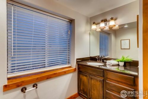 336 Dunne Dr, Fort Collins CO  80525-5847 exterior