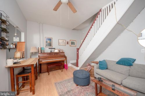 113 Walnut St, Lancaster PA  17602-2451 exterior