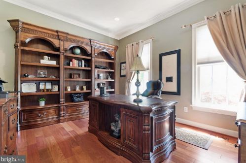 1500 Sandy Glenn Pl, Sandy Spring MD  20860-3007 exterior