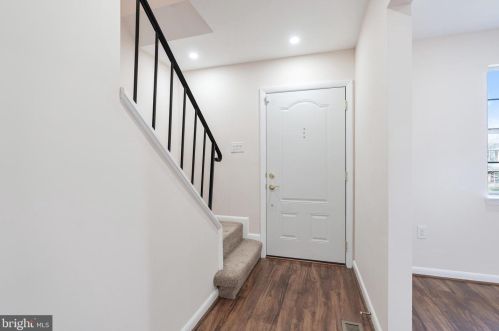 13358 Pocono Ct, Woodbridge, VA 22193-3906