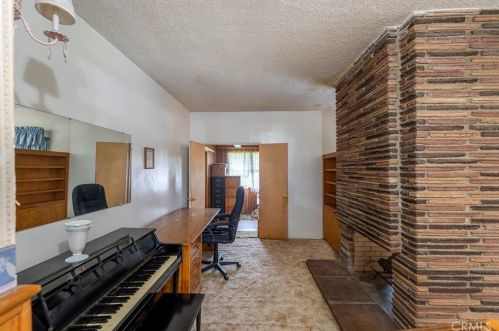 529 Sunkist St, Anaheim CA  92806-3053 exterior