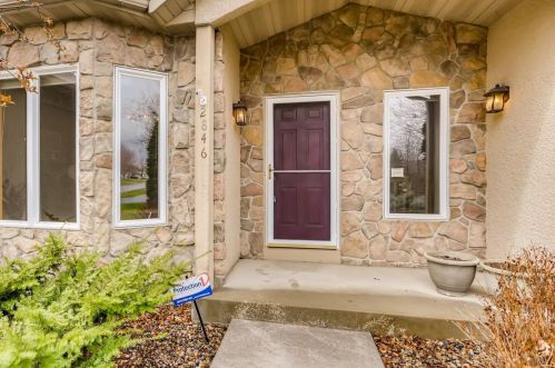 2846 Eagle Valley Dr, Saint Paul MN  55129-4263 exterior