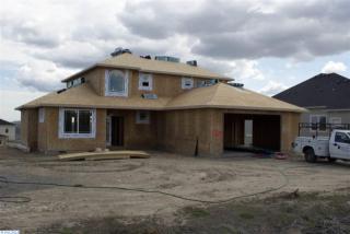 17640 Fairview Loop, Kennewick, WA 99338