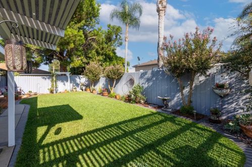 10280 Mina Ave, Whittier CA 90605-3319 exterior