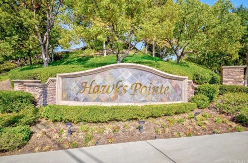 2950 Muir Trail Dr, Fullerton, CA 92833-5518