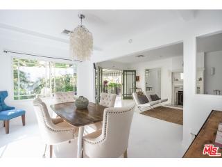 2418 Argosy Way, Los Angeles, CA 90068-2404