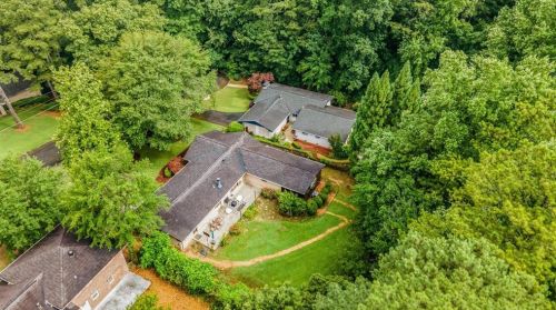 1549 High Hvn Ct, Atlanta GA  30329-3203 exterior