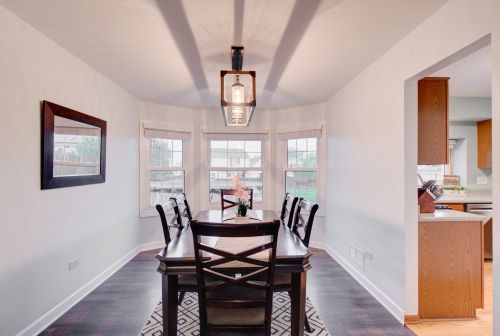 1075 Big Eagle Trl, Carol Stream IL  60188 exterior