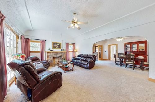 301 Janss St, Anaheim CA  92805-2526 exterior