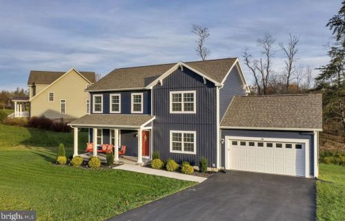 116 Colonial Dr, Cross Junction, VA 22625-2493