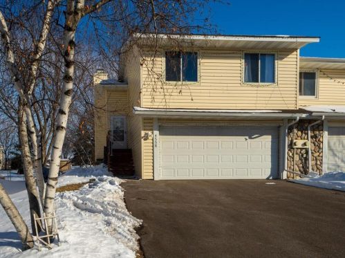 4558 Cinnamon Ridge Trl, Saint Paul MN  55122-3307 exterior