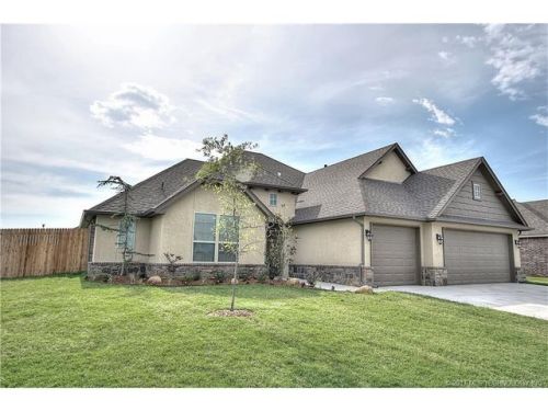 131 131st East Ave, Collinsville, OK 74021