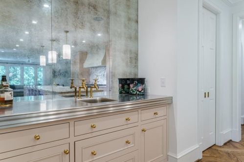 3180 Arden Rd, Atlanta GA  30305-1912 exterior