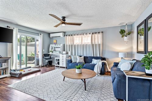 47518 Alawiki St, Kaneohe, HI 96744-4692