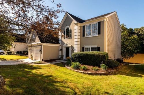 3740 Longlake Dr, Duluth, GA 30097-2293