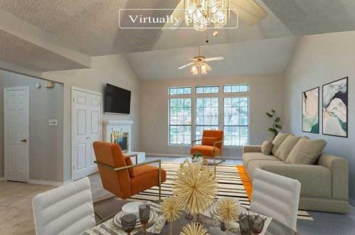 2544 Mallard Ln, Carrollton, TX 75006-2215