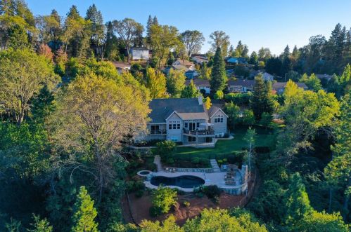 135 Ventana Ridge Pl, Grass Valley, CA 95945-9763