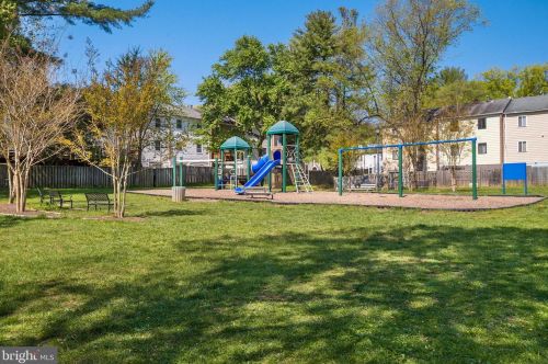 5054 Tibbitt Ln, Springfield VA  22015-1520 exterior