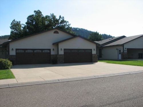 1718 Baldwin St, Sturgis, SD 57785-2468