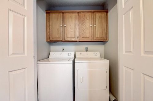 3019 Cemetery Hl Rd, Carrollton TX 75007-5651 exterior