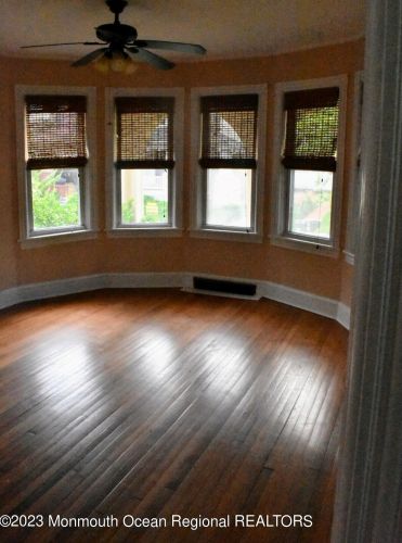 1505 Bond St, Tinton Falls NJ  07712-5315 exterior