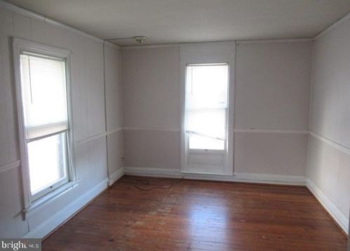 320 Middle St, Hanover PA 17331-3746 exterior