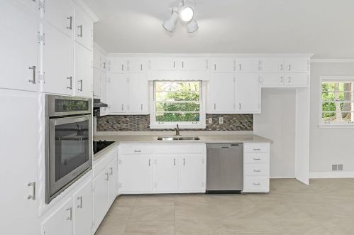 4723 Briarcliff Rd, Atlanta GA  30345-2713 exterior