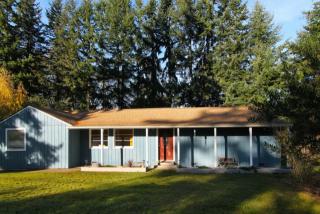 9208 Bank Rd, Vashon, WA 98070-4938