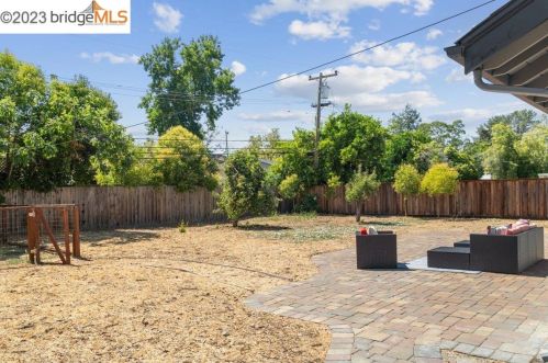 970 Stimel Dr, Concord CA  94518-3934 exterior