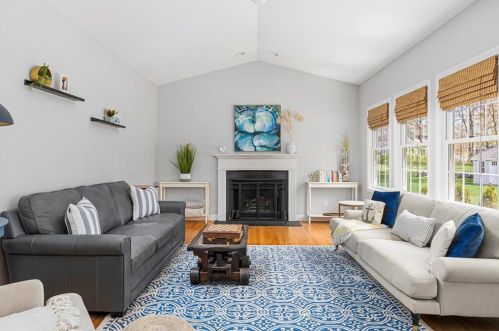 15 Randeau Psge, Westerly, RI 02891-1145