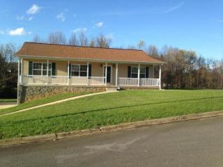 65 Mill Dr, Greeneville, TN 37745-6820