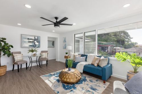 2803 Henry St, Honolulu HI  96817-1144 exterior