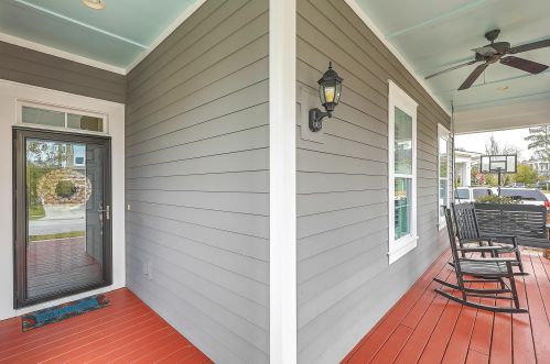 1524 Anacostia Ave, Mount Pleasant, SC 29466-7509