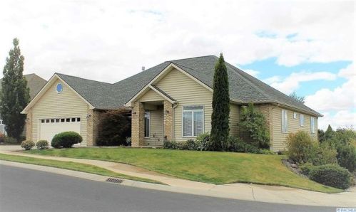 1005 Itani Dr, Pullman, WA 99163-2059