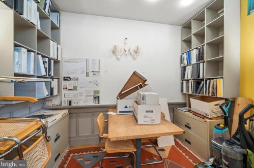 3961 Baltimore Ave, Philadelphia PA 19143-2623 exterior