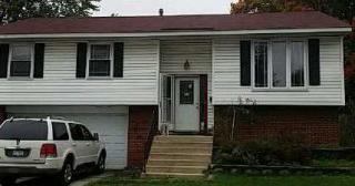 702 Wicker Ave, Streamwood, IL 60107-2144