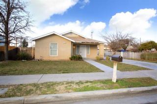 3765 Olive Ave, Fresno, CA 93702-1236