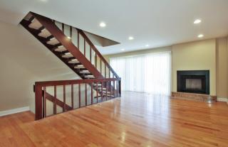 1611 Winnetka Rd, Glenview IL  60025-1823 exterior
