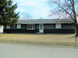 1216 11th St, Wadena, MN 56482-2002