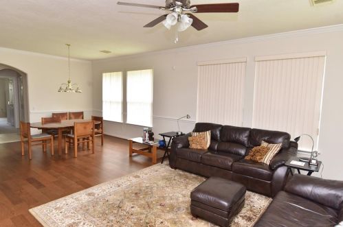 71 Country Gate Cir, Conroe TX  77384-4664 exterior