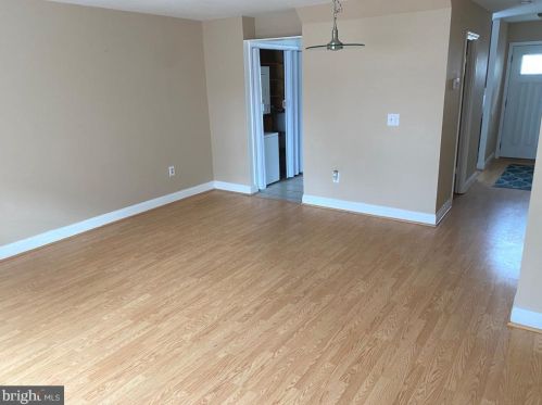 12067 Crimson Ln, Silver Spring, MD 20904-1956