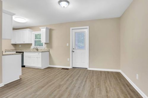 160 Hidden Brook Ct, Atlanta GA  30349-4440 exterior