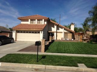 316 Emerald Ave, Redlands CA  92374-2170 exterior